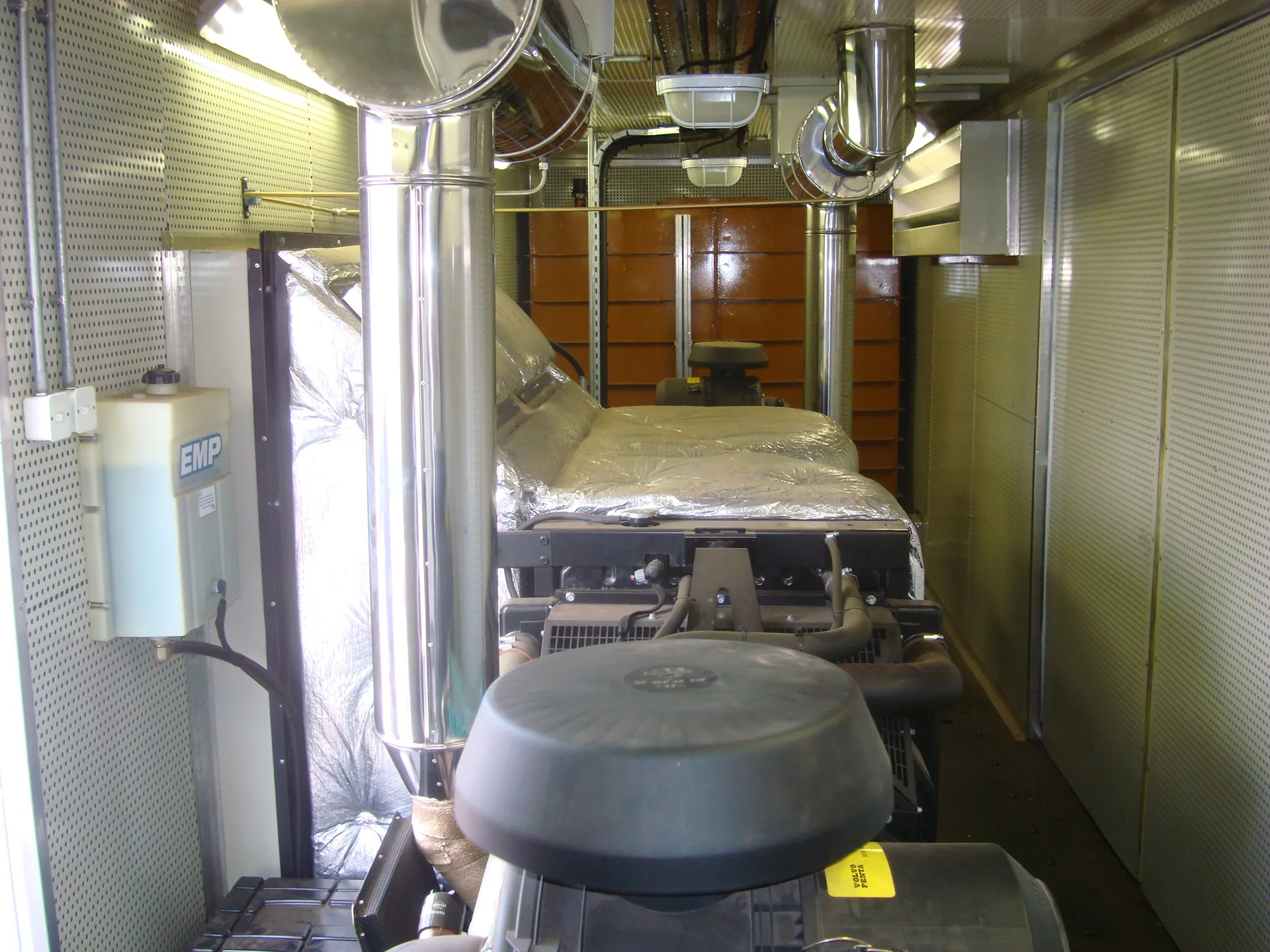 Generator interior full view